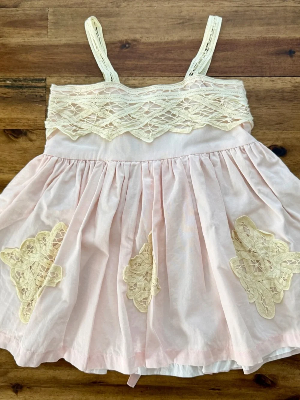 Well Dressed Wolf Girls Pink Lace Appliqué Two-Piece Tunic Shorts Set 4T Cotton